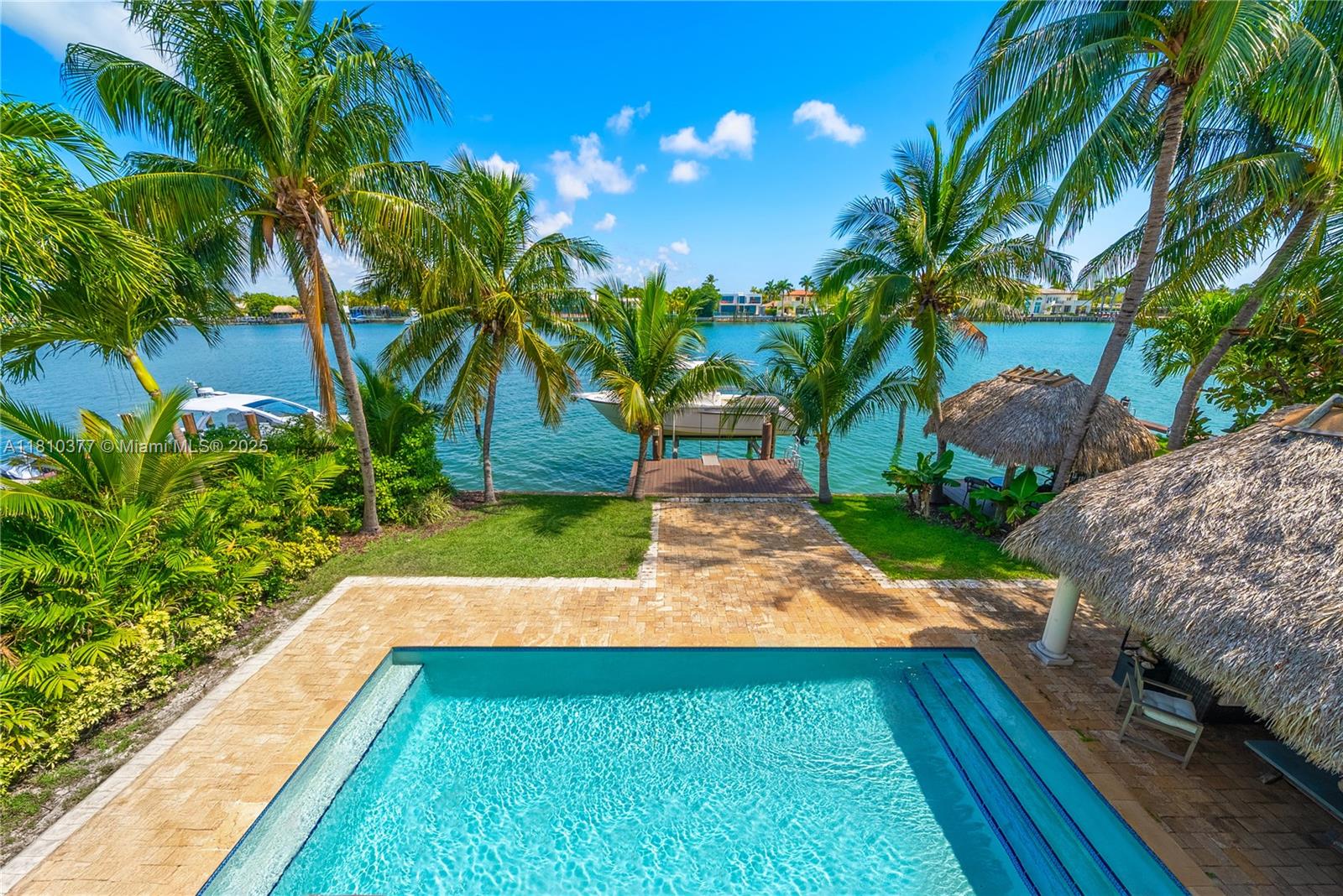 425 N Shore Dr