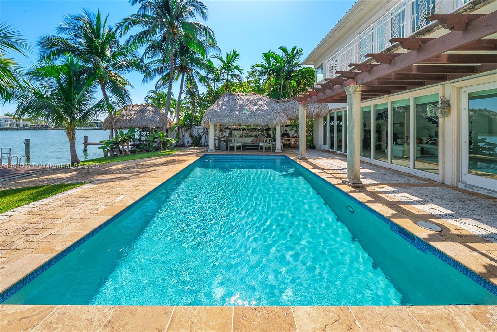 425 N Shore Dr
