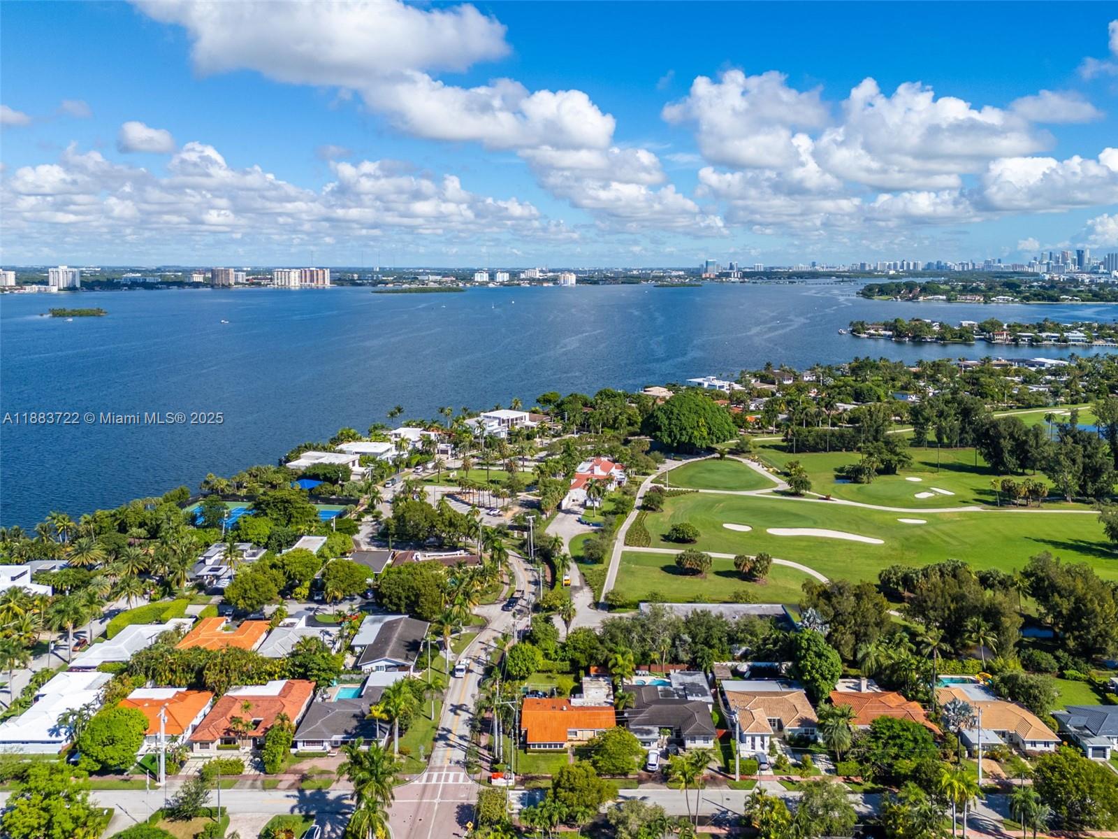 995 S Shore Dr 