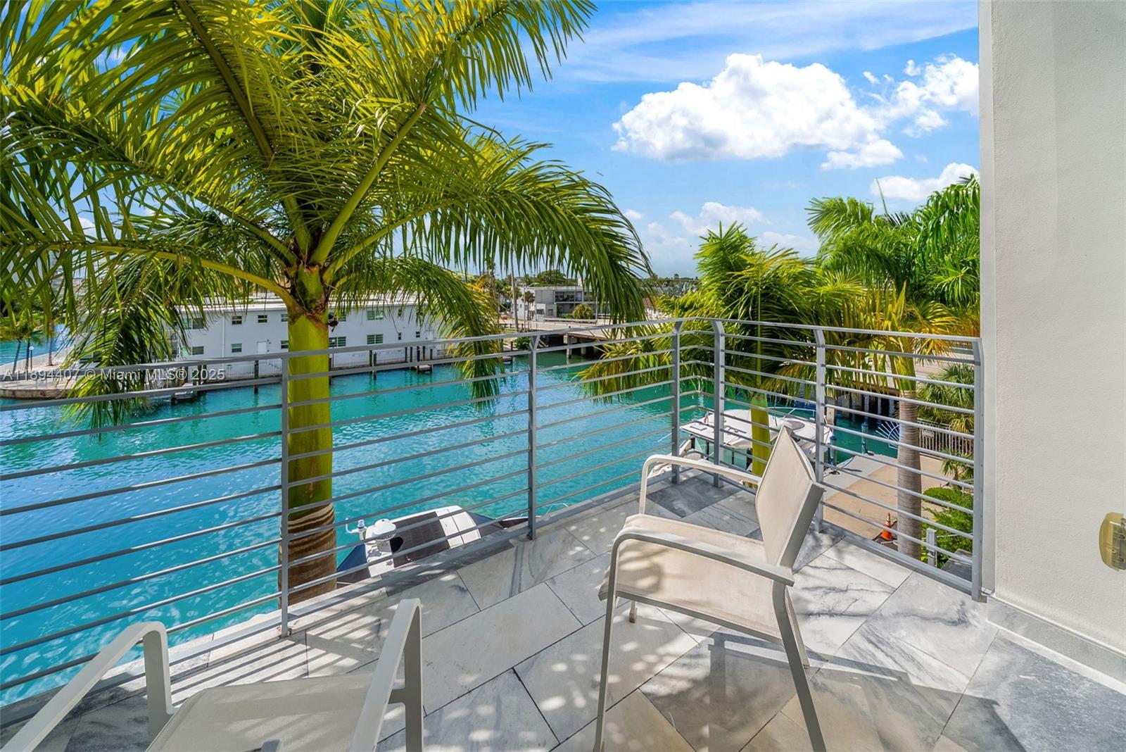 33 N Shore Dr # 33