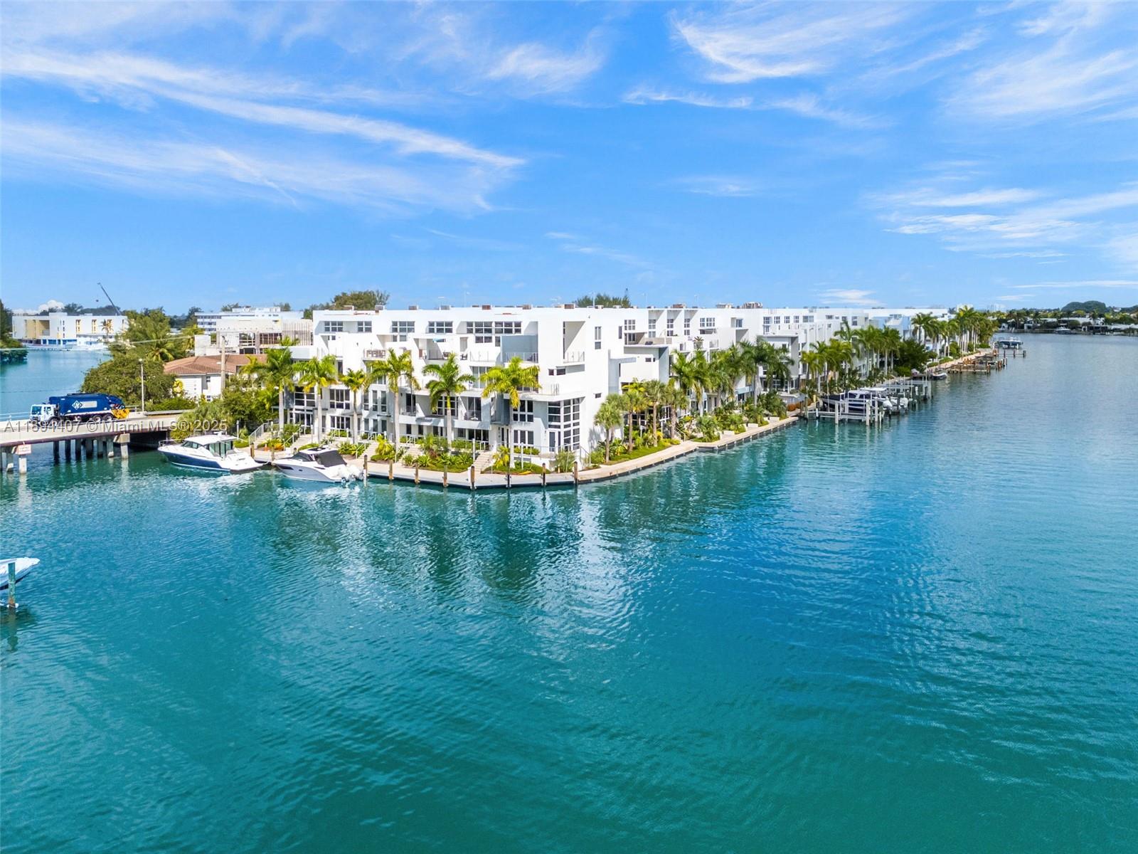 33 N Shore Dr # 33