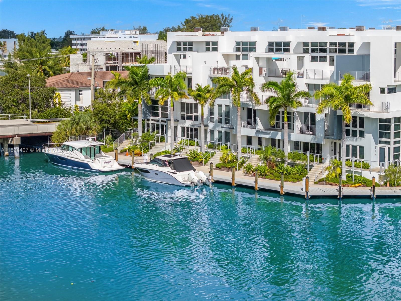 33 N Shore Dr # 33