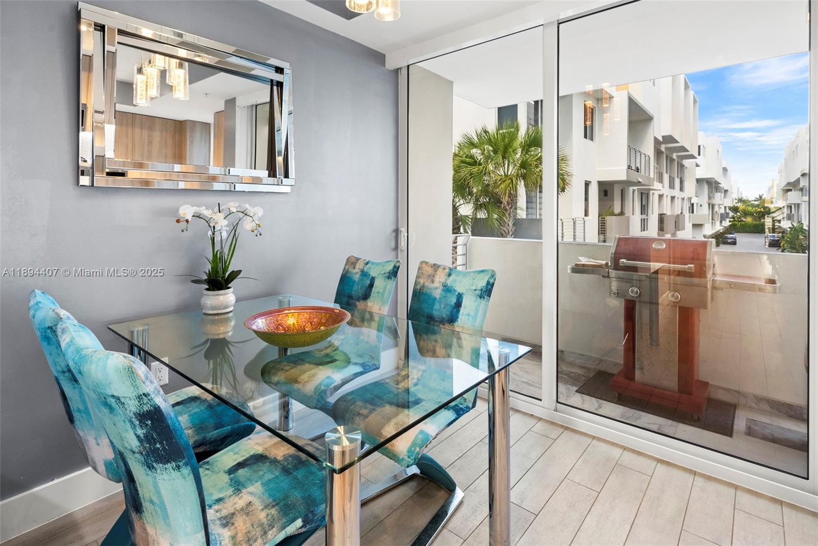 33 N Shore Dr # 33