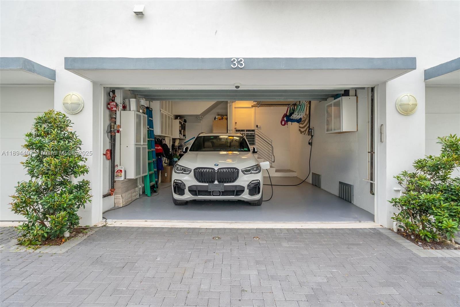 33 N Shore Dr # 33