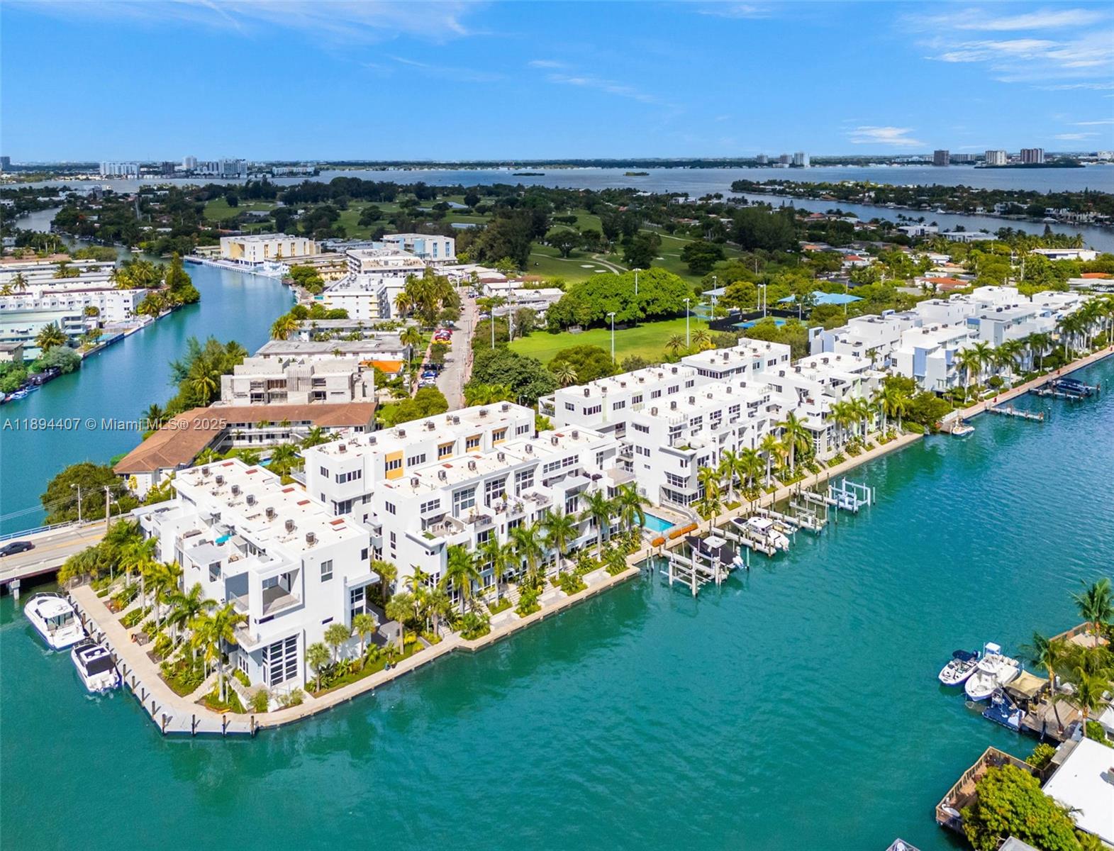 33 N Shore Dr # 33