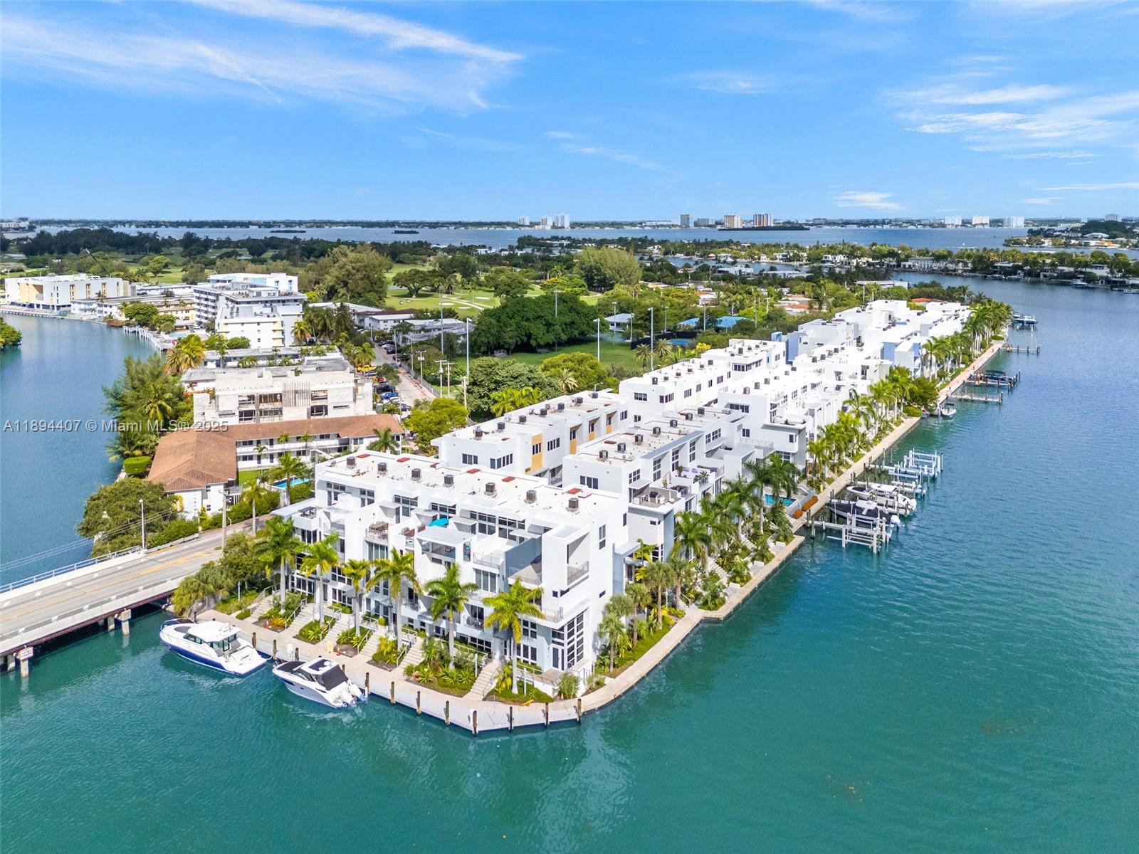 33 N Shore Dr # 33