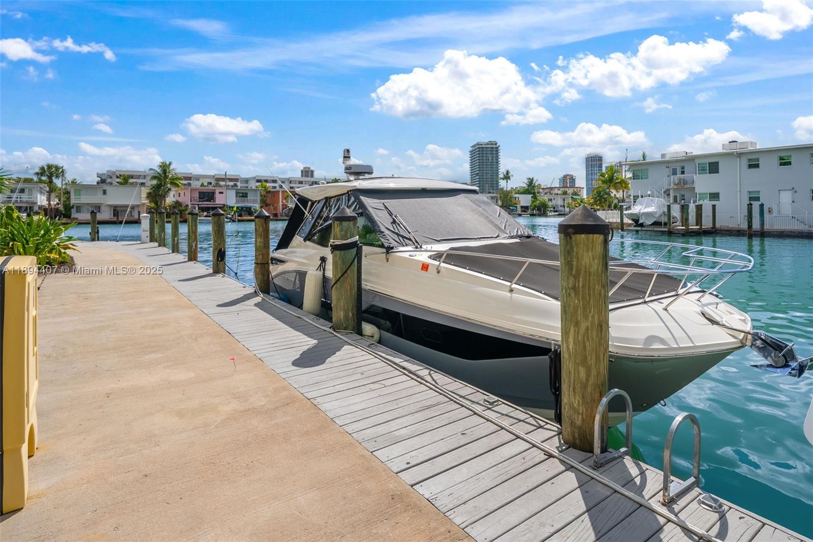 33 N Shore Dr # 33