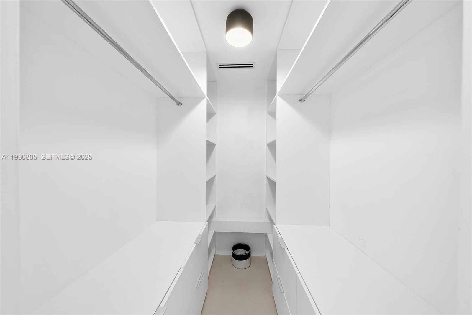 3 Island Ave Unit: PHD