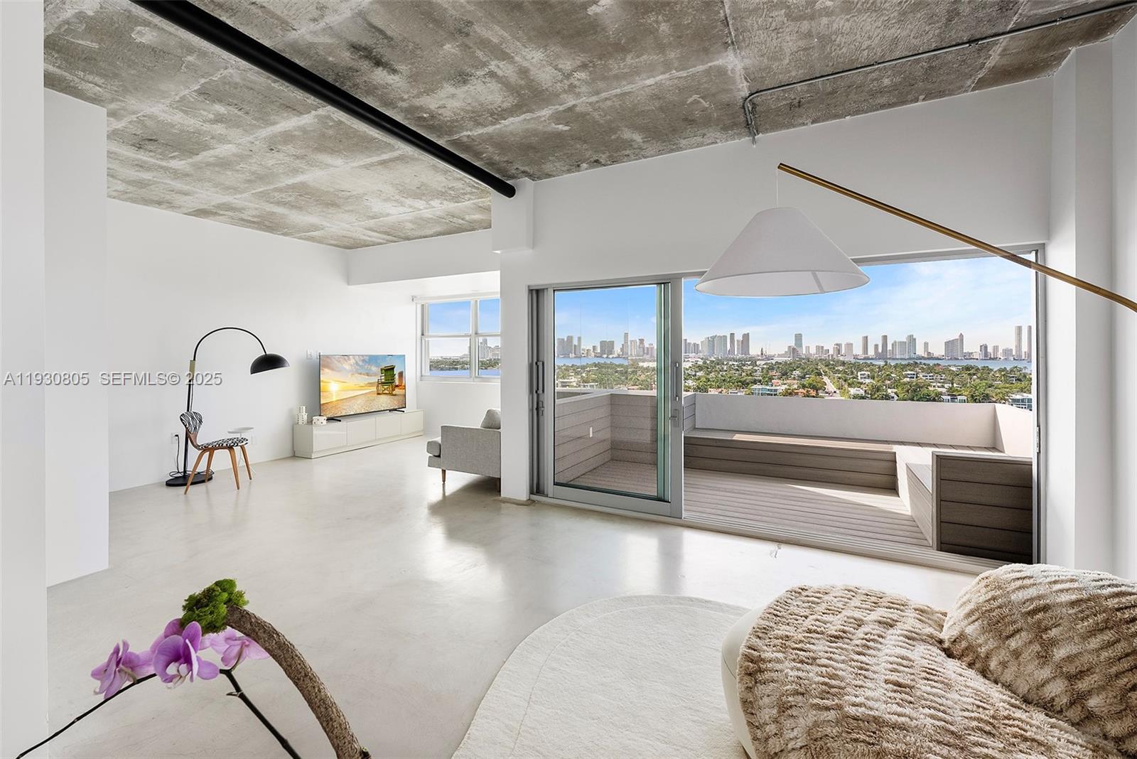 3 Island Ave Unit: PHD