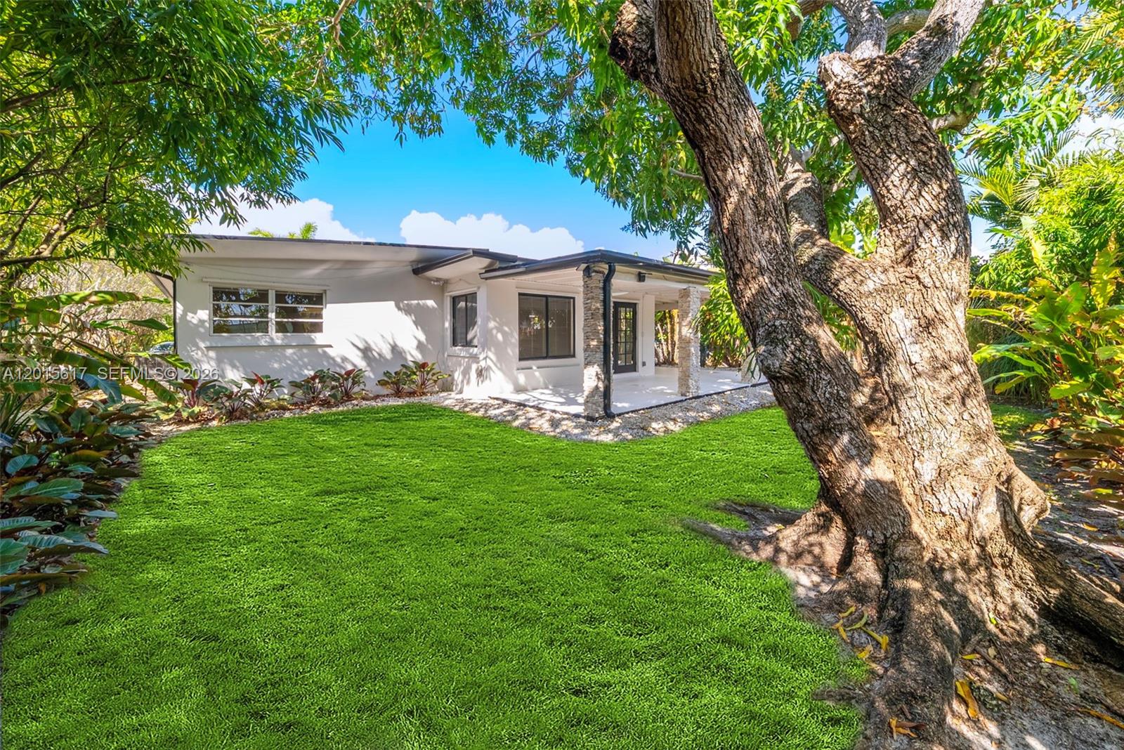 7525 Adventure Ave