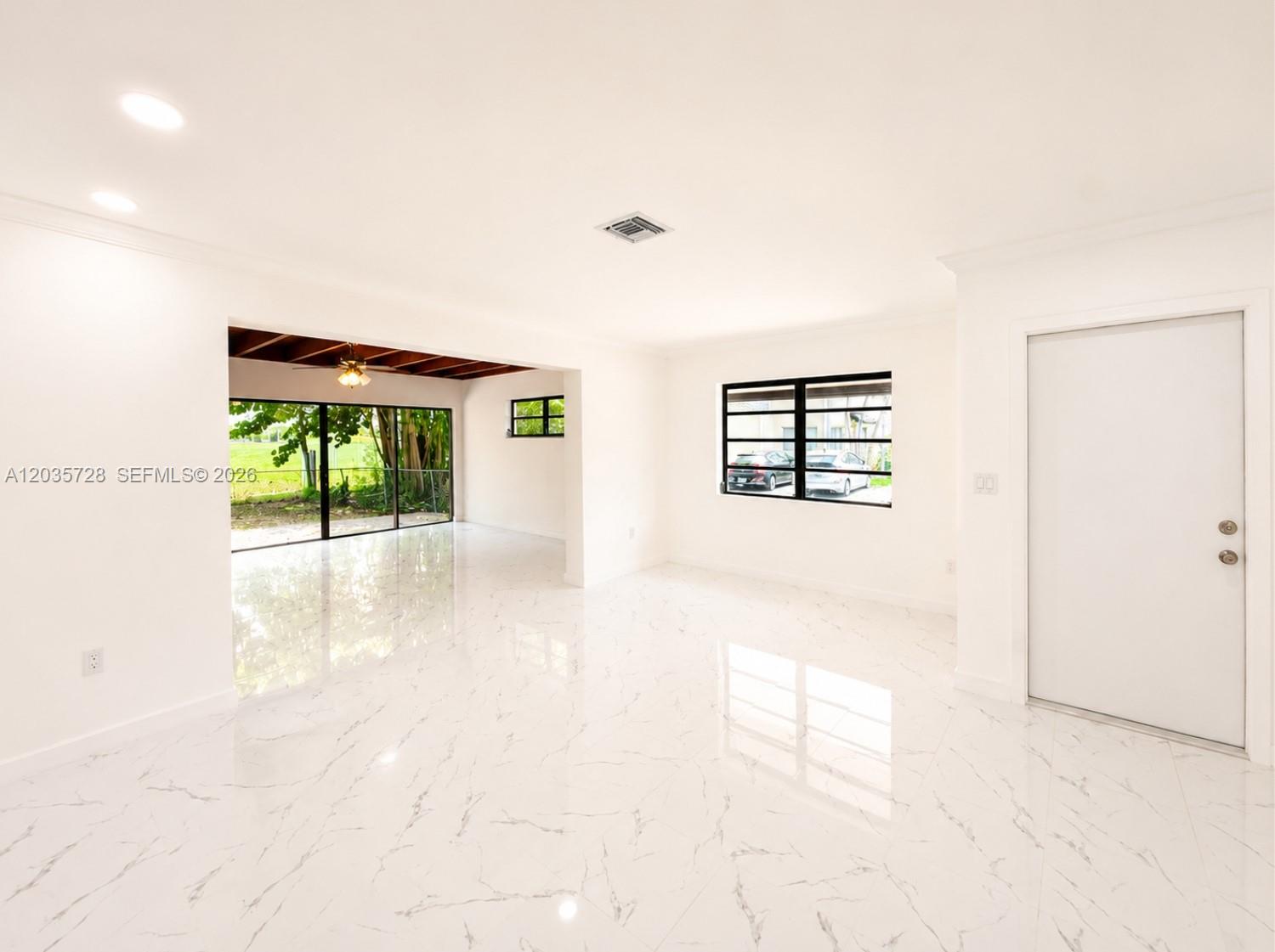 401 S Shore Dr