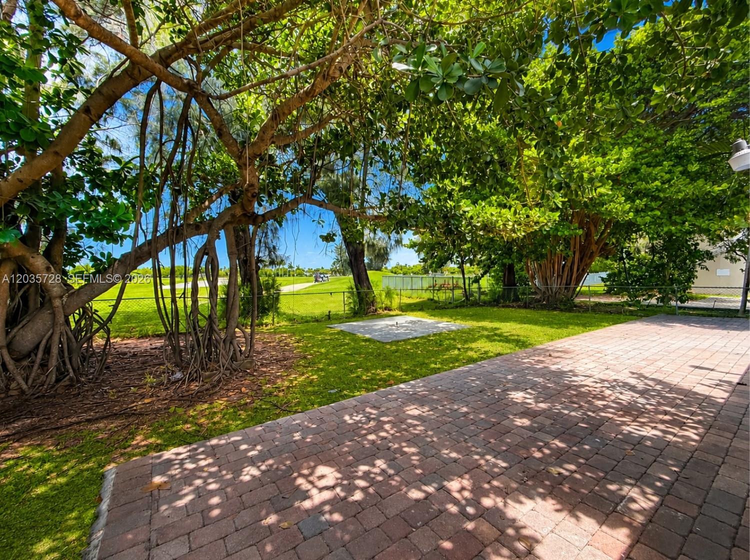 401 S Shore Dr