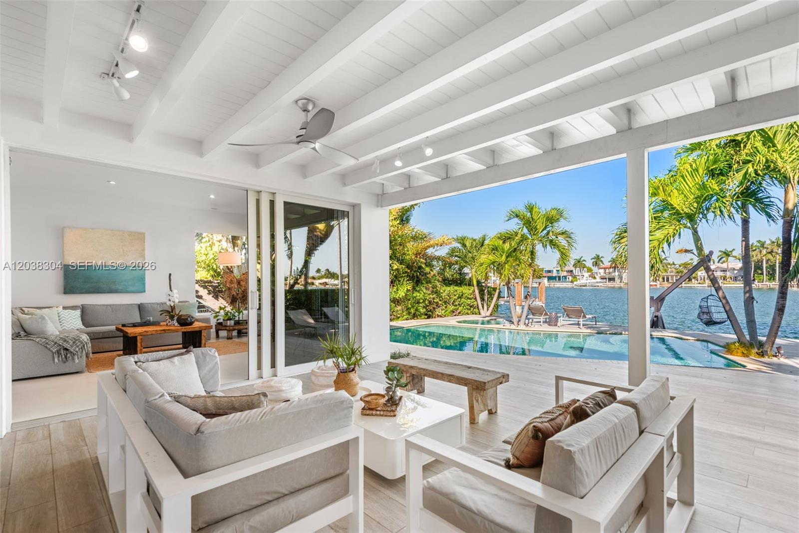 365 N Shore Dr