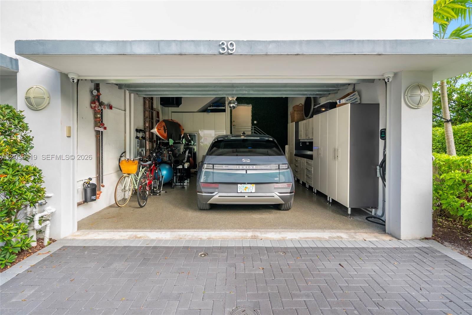 39 N Shore Dr