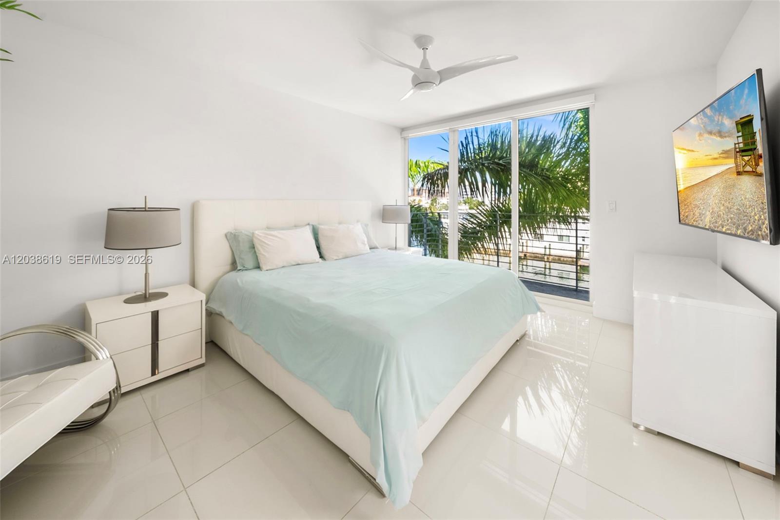 39 N Shore Dr