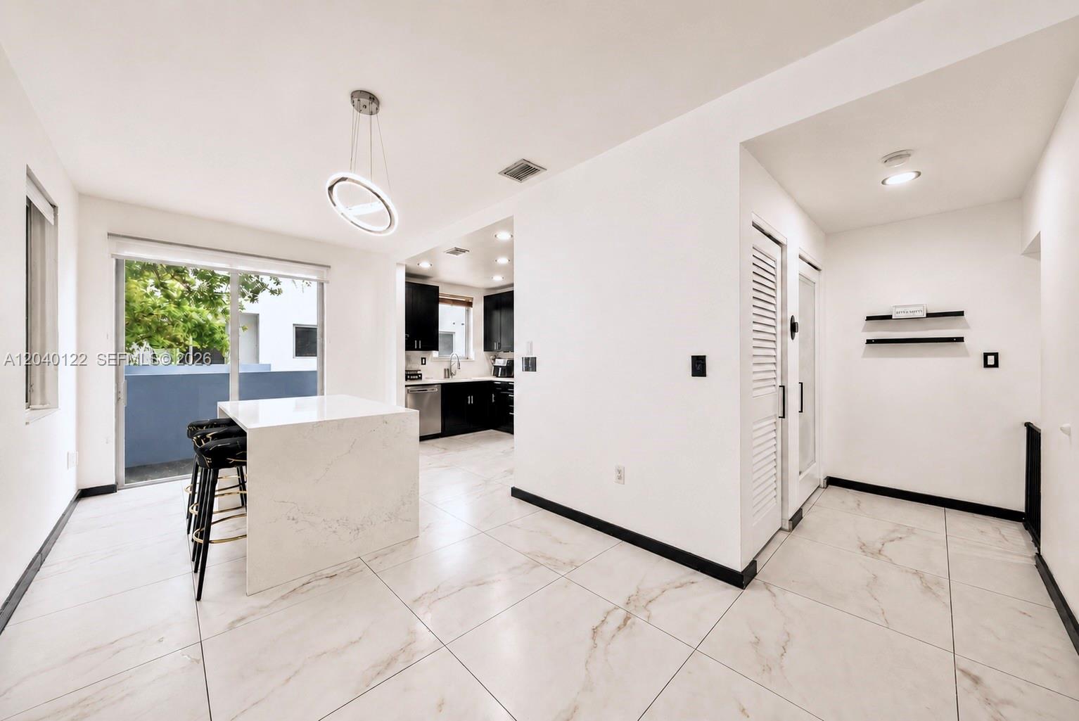 193 N Shore Dr # 6 Unit: 193-6