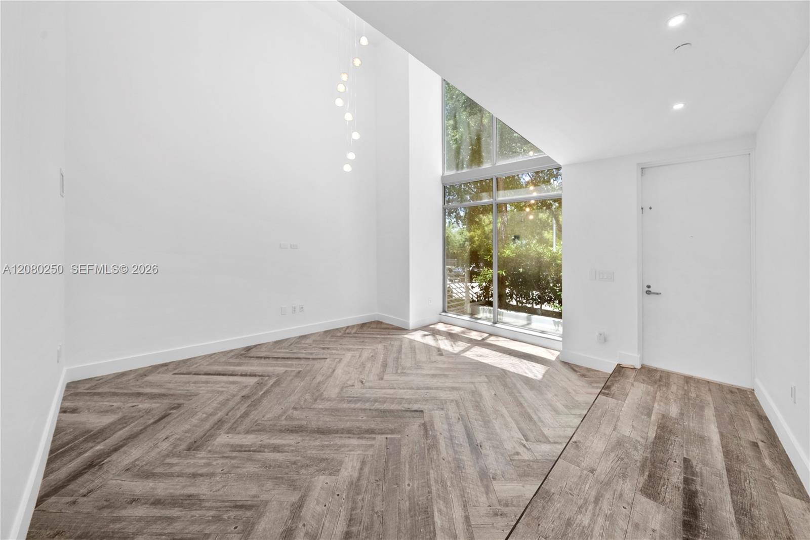 179 N Shore Dr # 6 Unit: 179-6