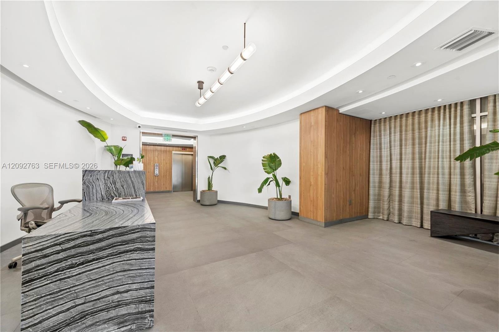1680 Michigan Ave # 914