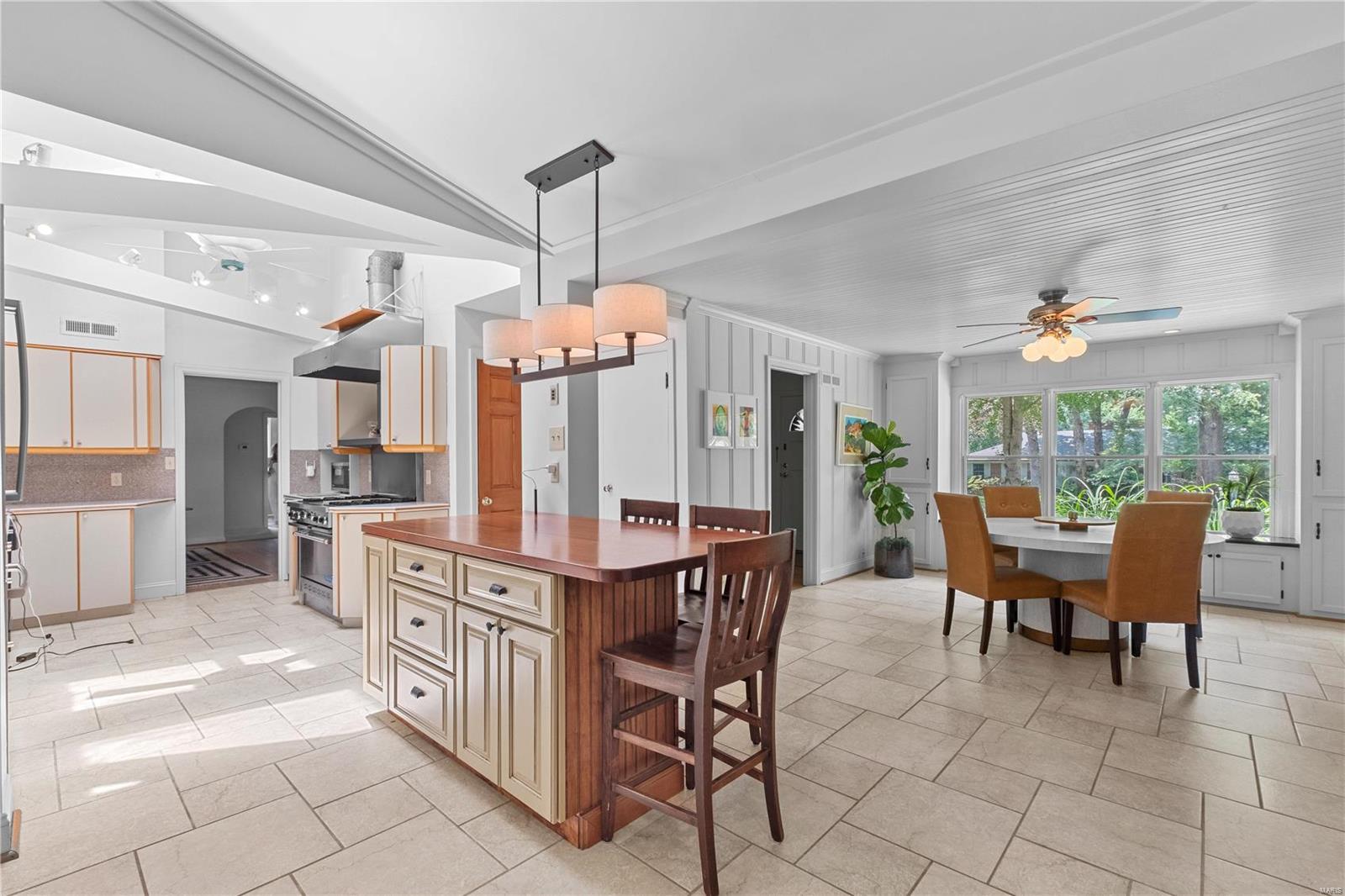 7377 Whitehaven Drive