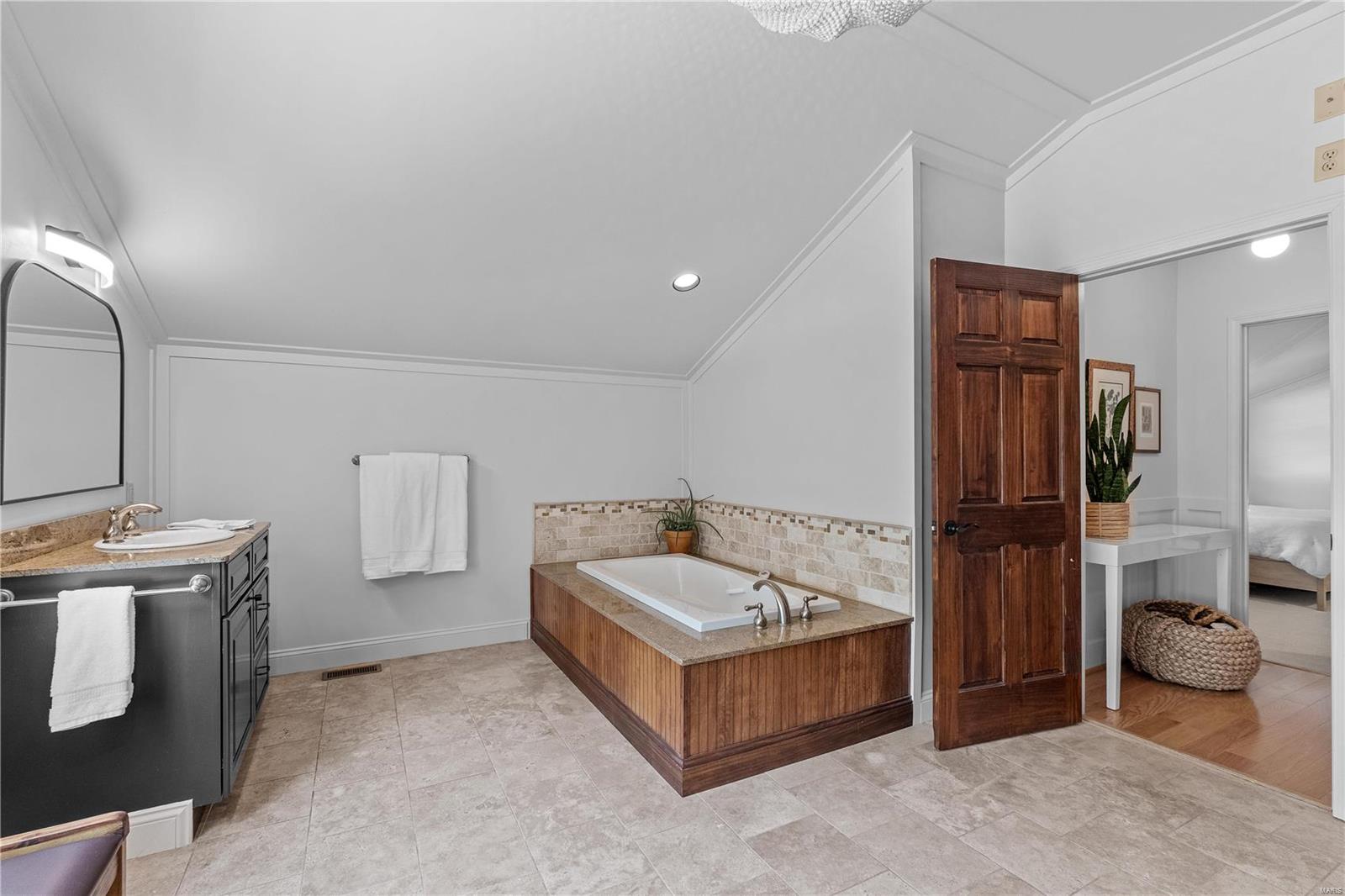 7377 Whitehaven Drive