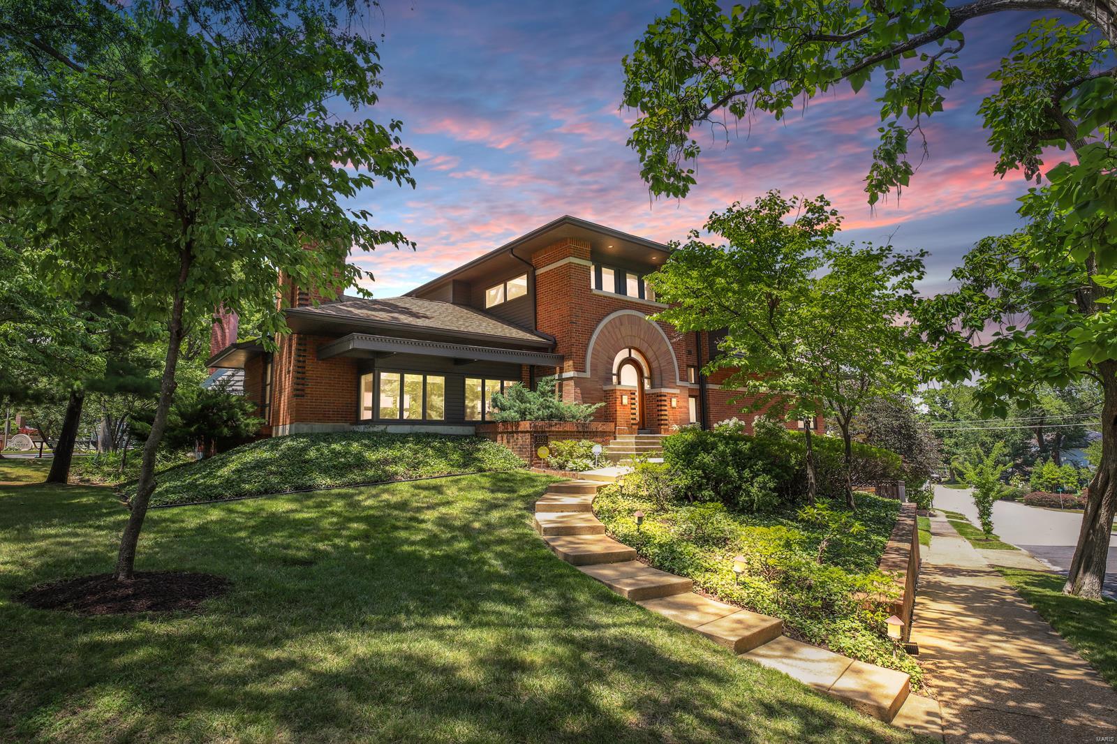 8191 Stratford Drive