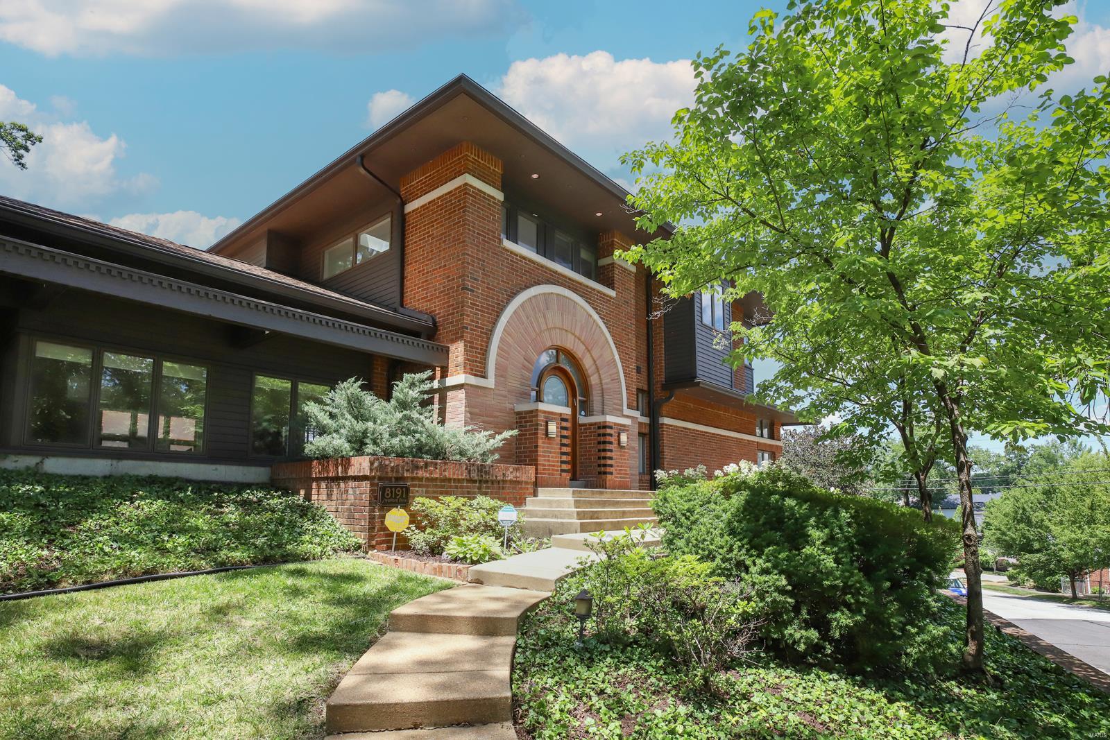 8191 Stratford Drive