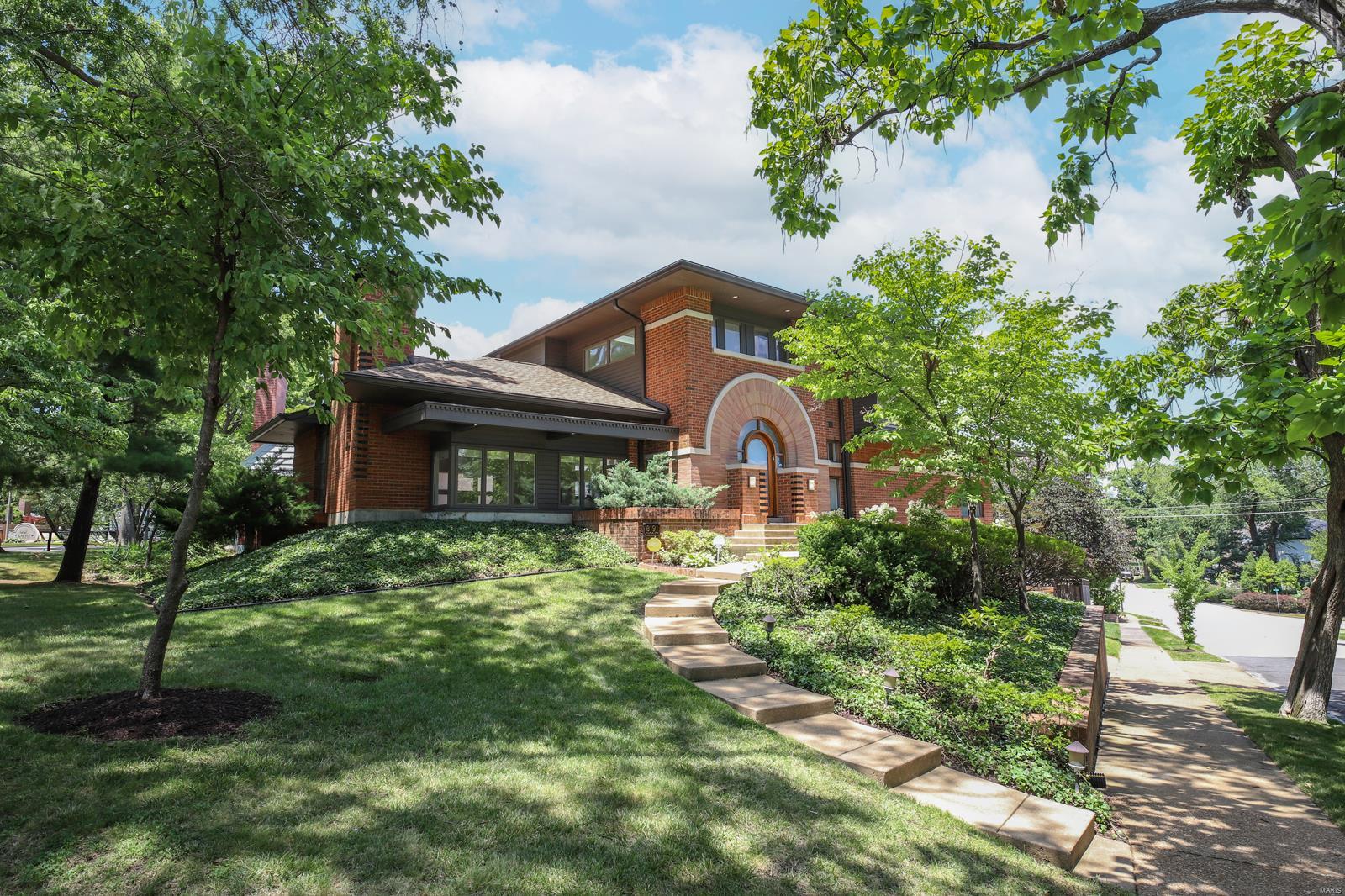 8191 Stratford Drive