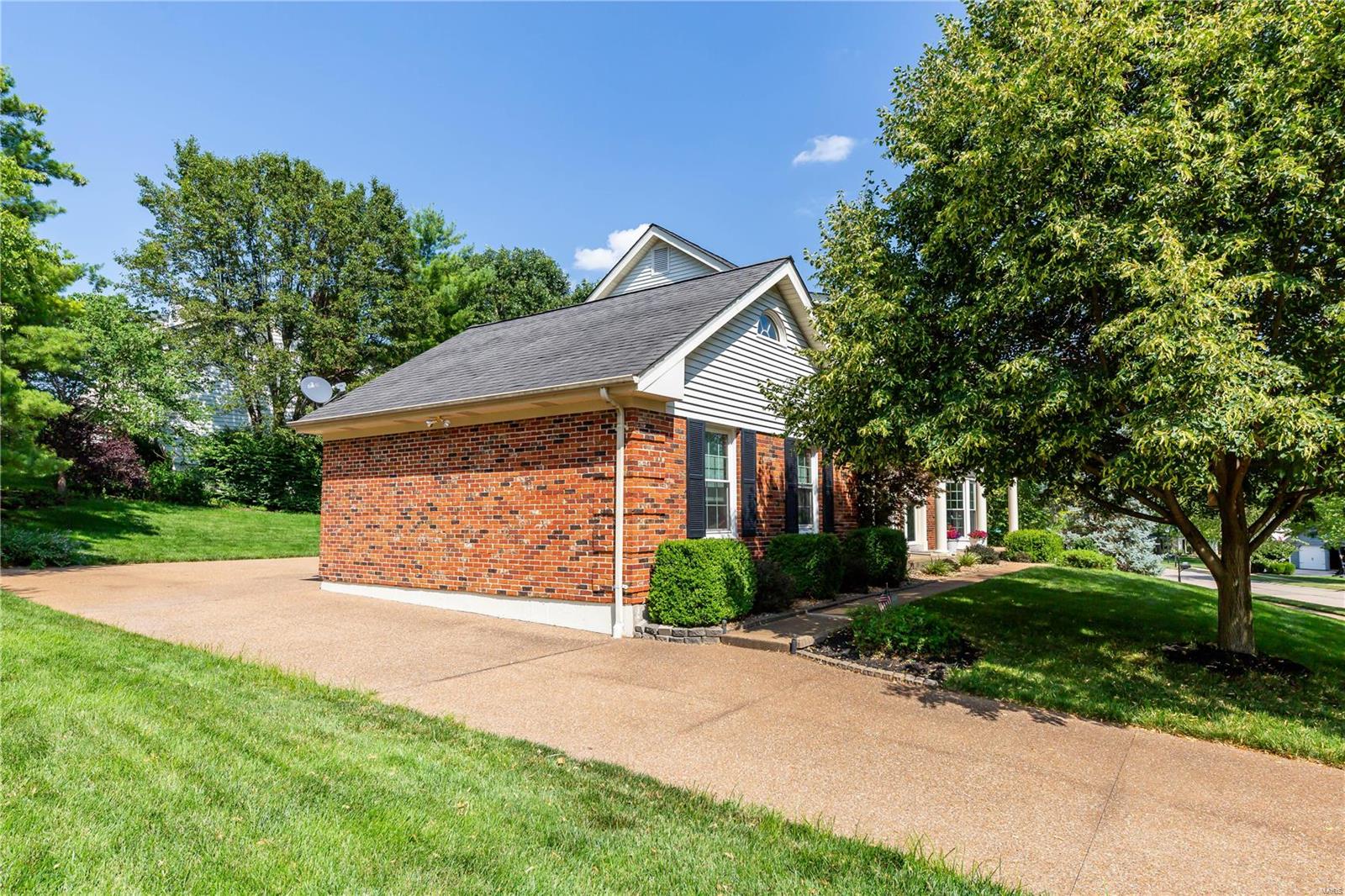 1147 Du Motier Drive