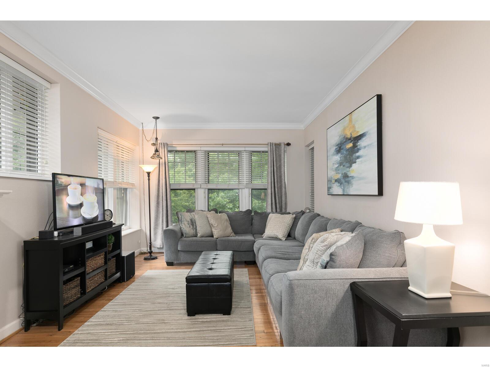 5518 Waterman Boulevard Unit: 3W