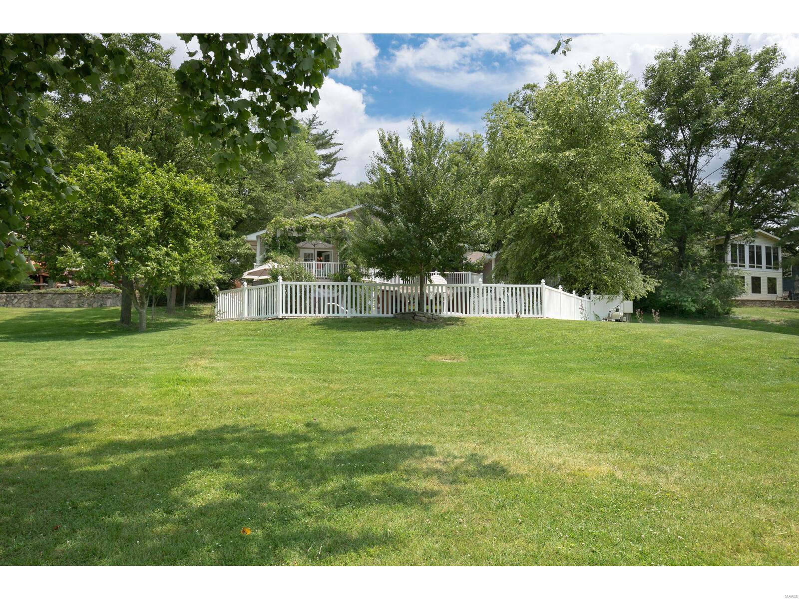 3649 S Lakeshore Drive