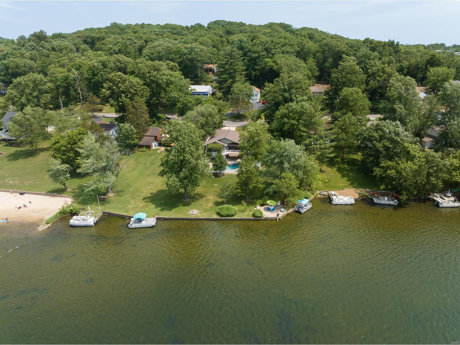 3649 S Lakeshore Drive