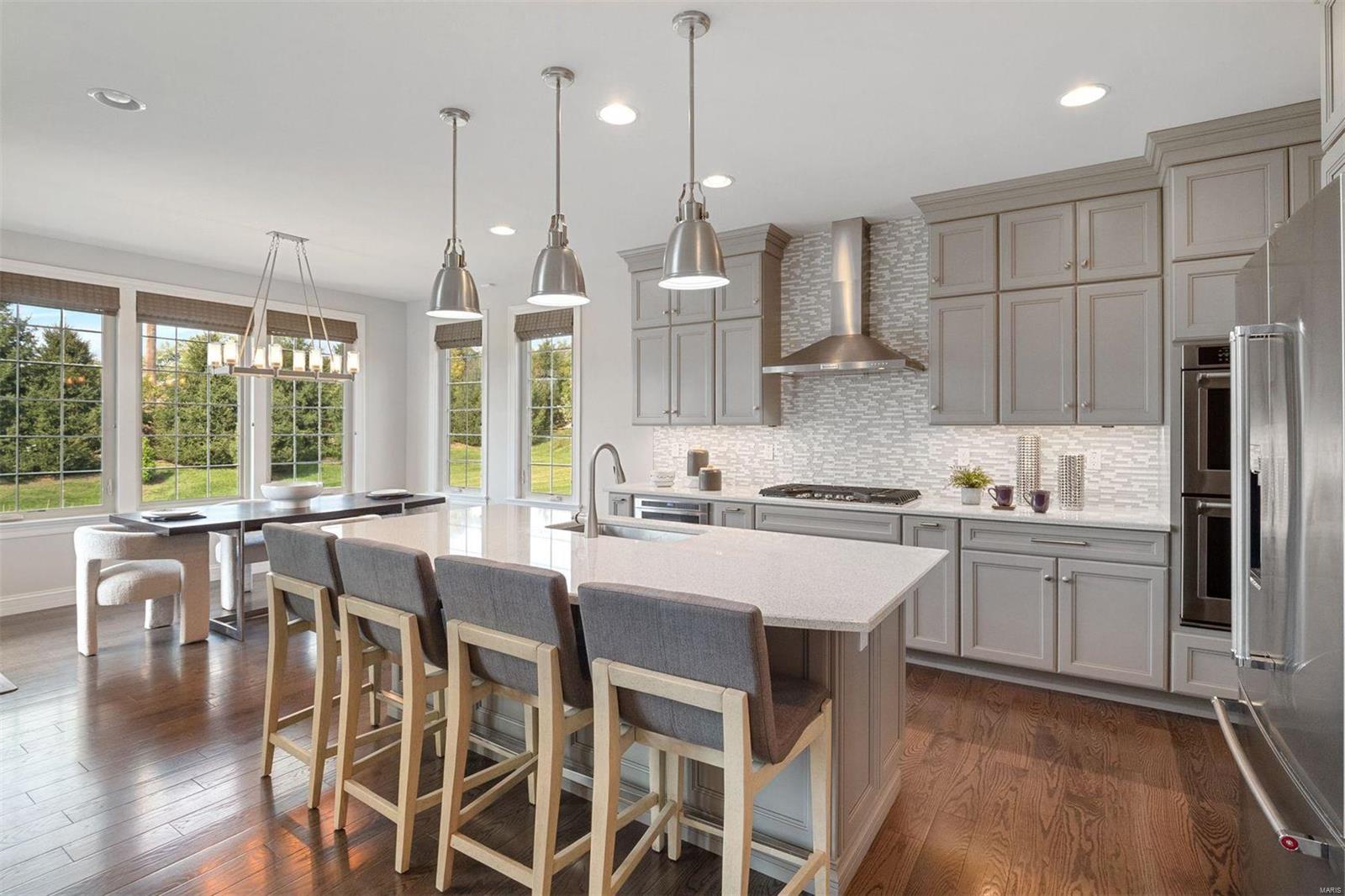721 Woods Of Ladue Lane