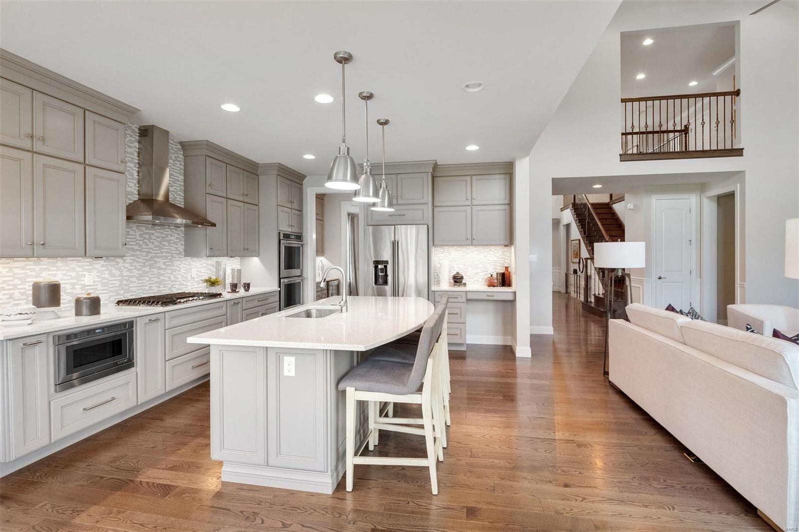 721 Woods Of Ladue Lane