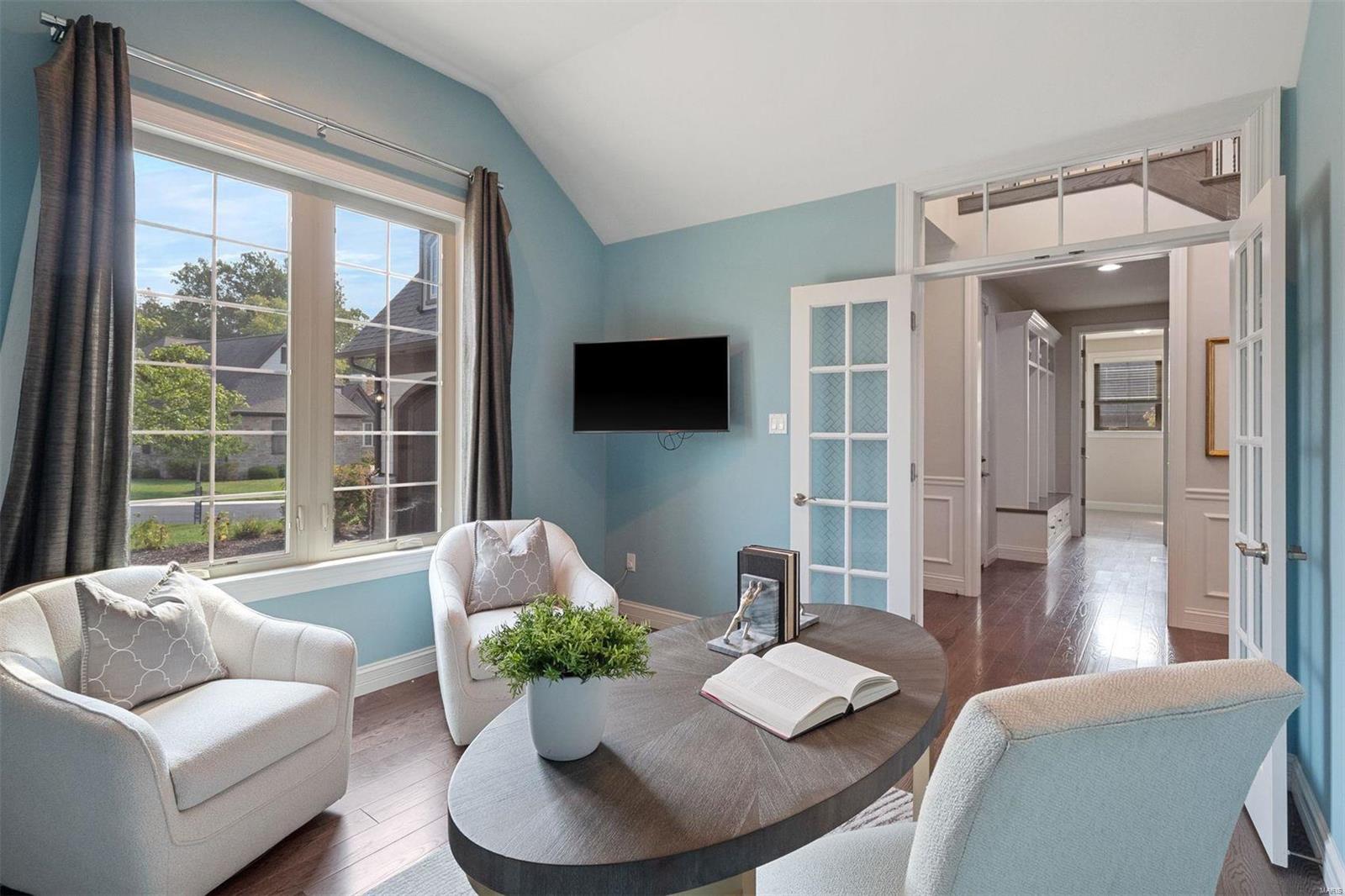 721 Woods Of Ladue Lane