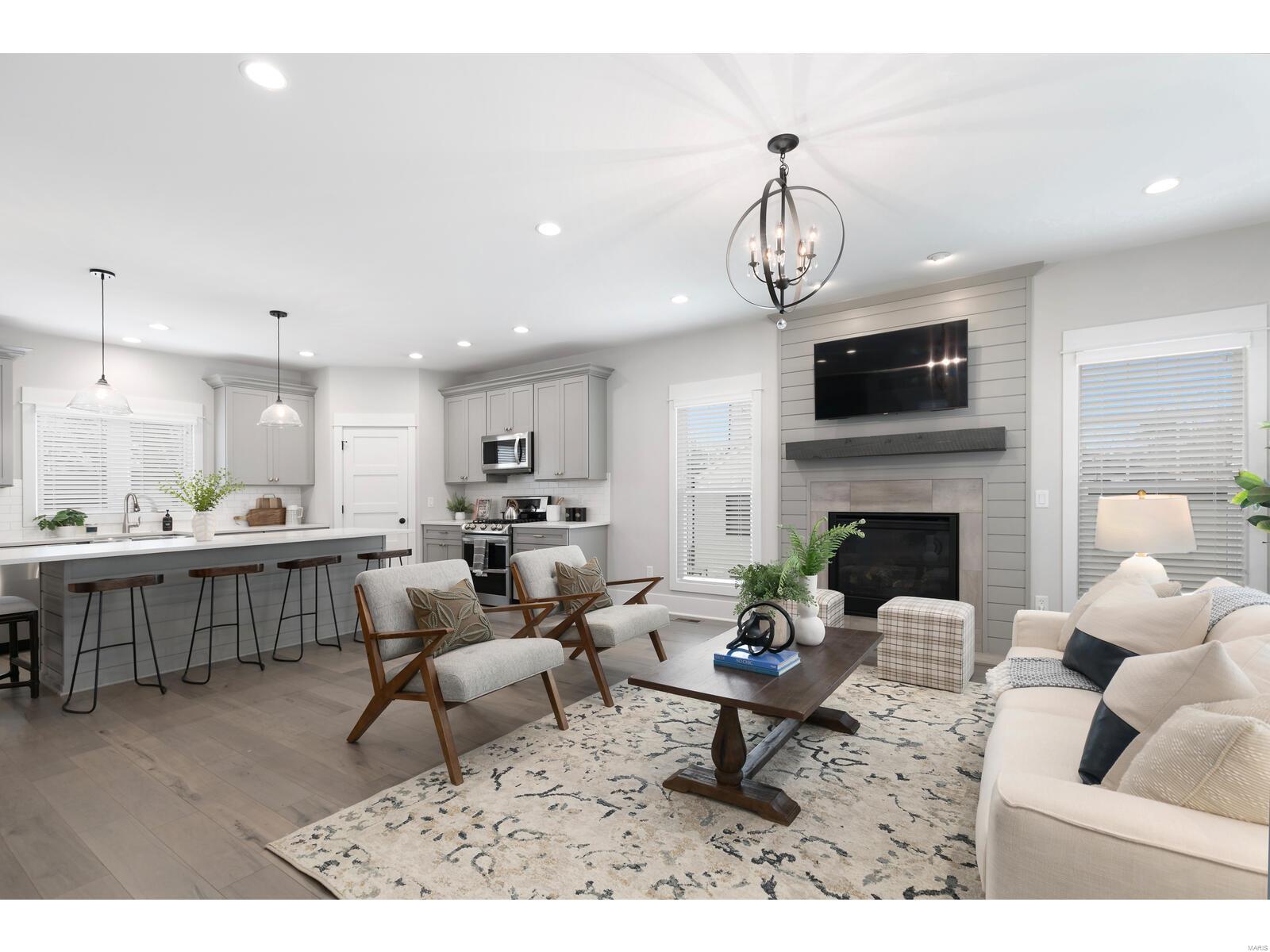 9376 Parkside