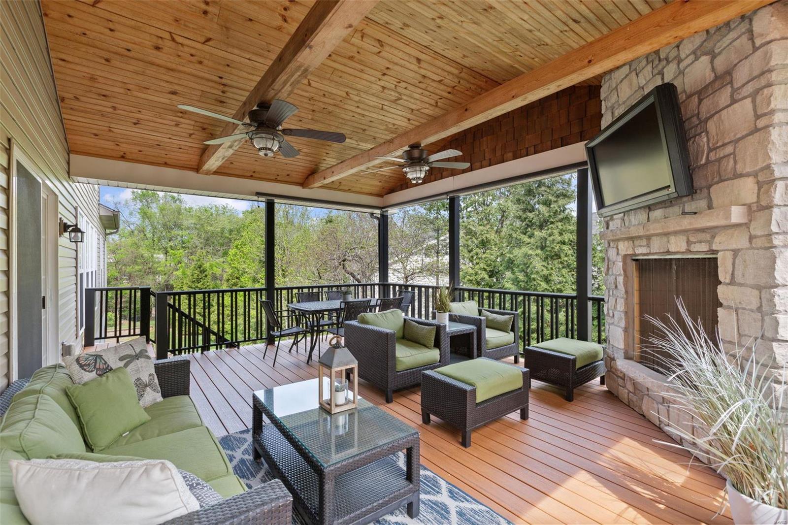 1468 Ivy View Court