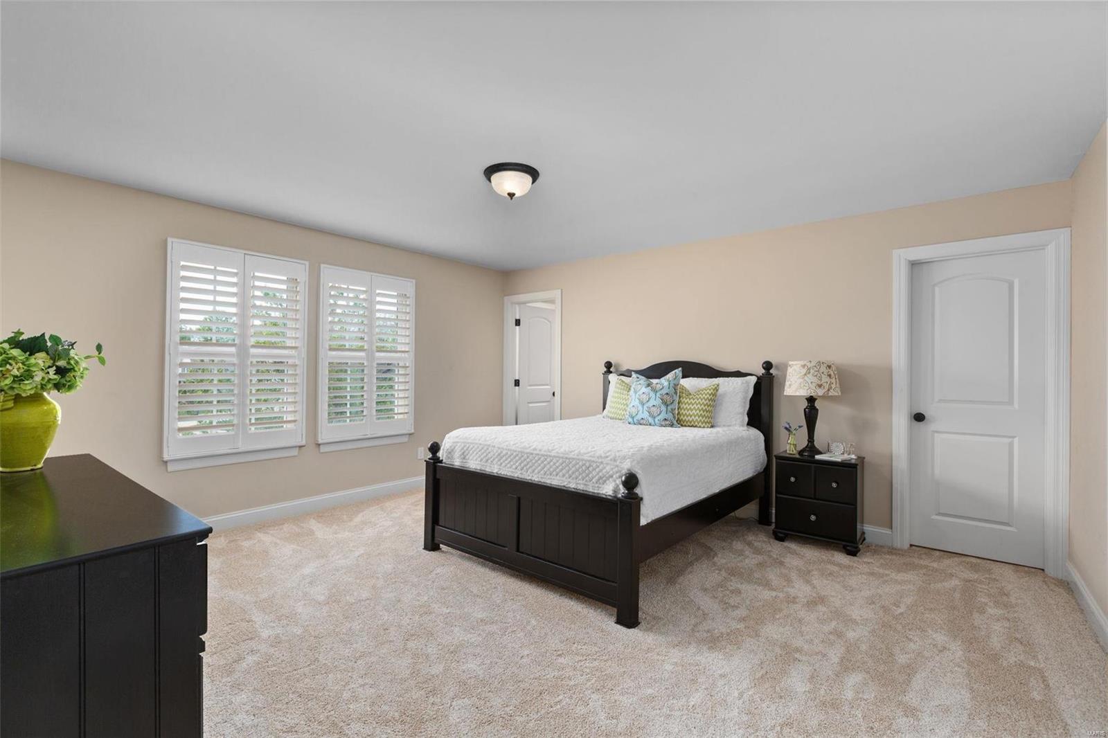 1468 Ivy View Court