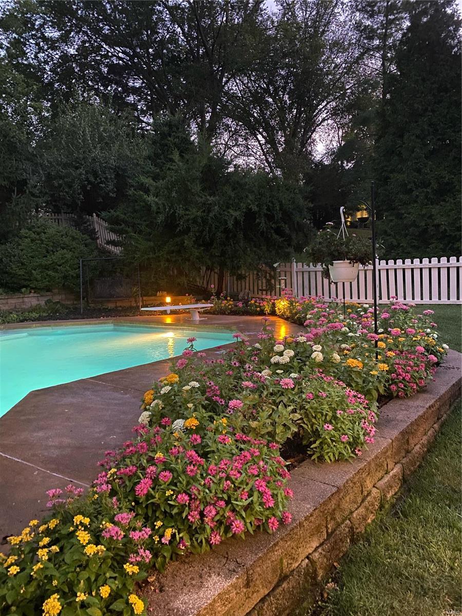 615 Westledge Court