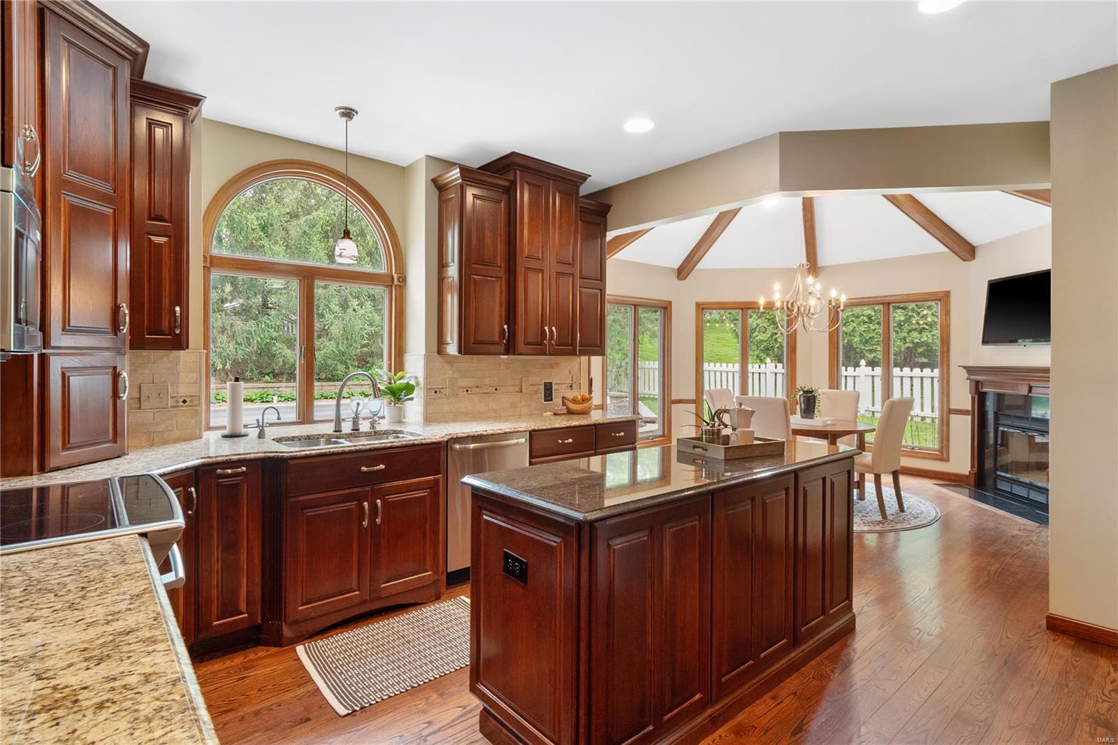 615 Westledge Court