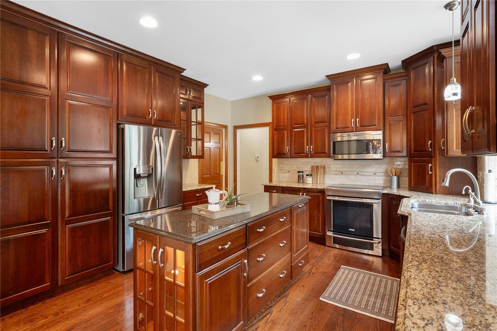 615 Westledge Court