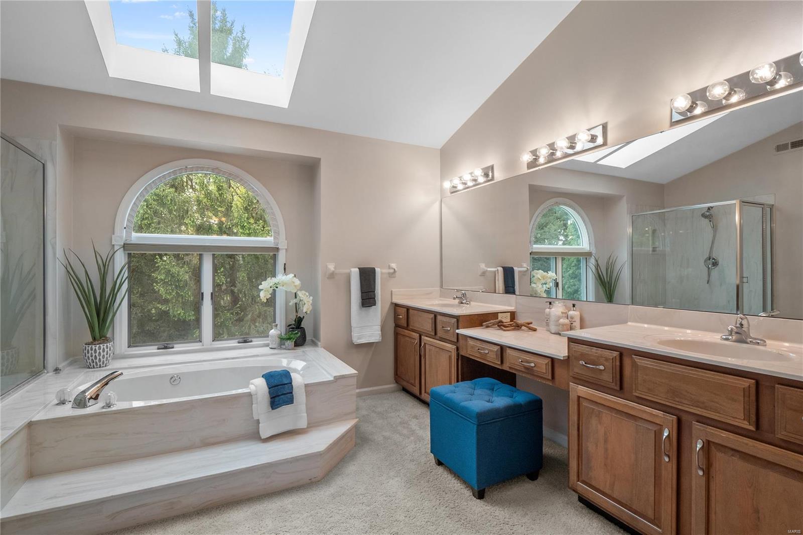 615 Westledge Court