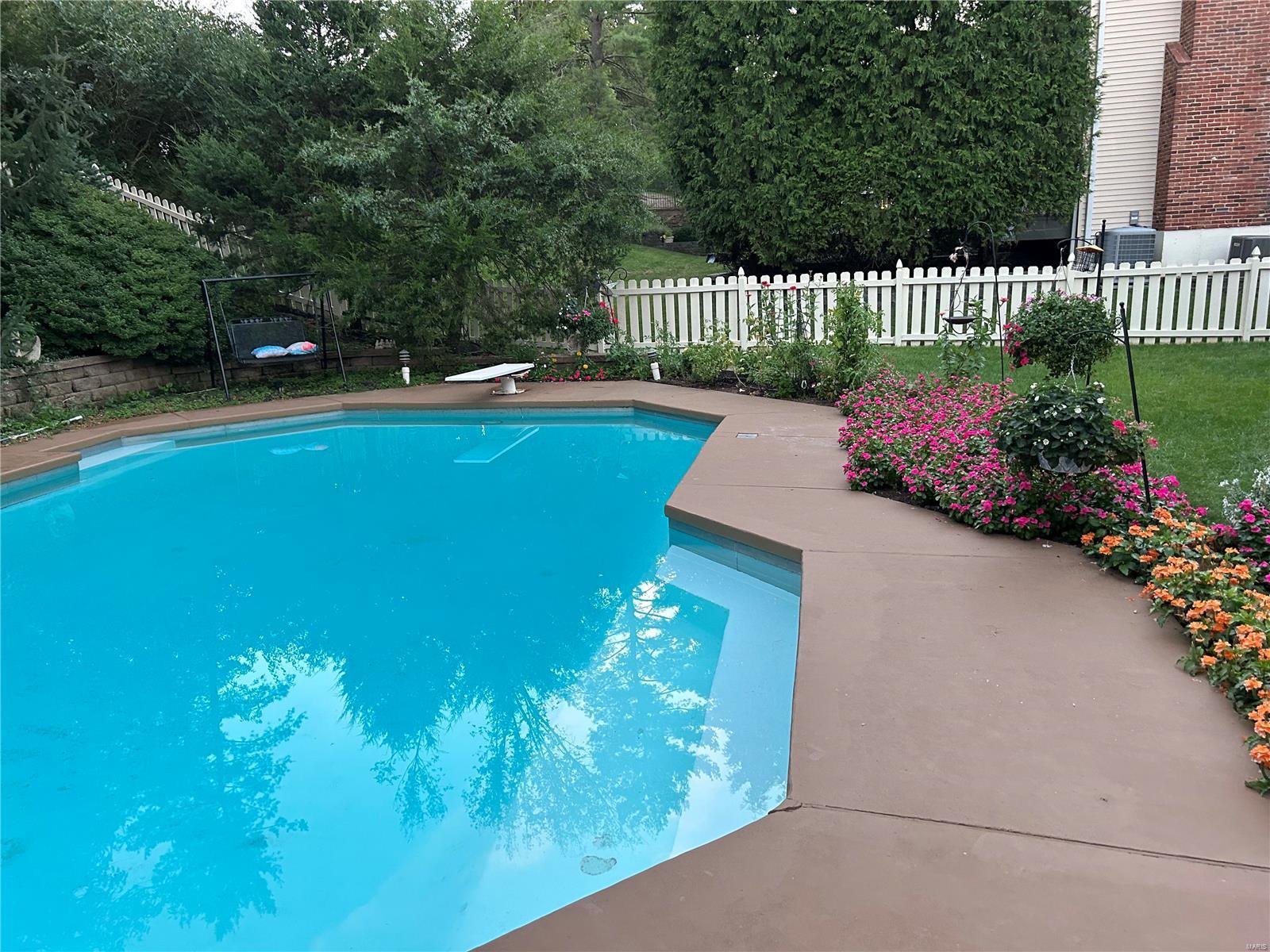 615 Westledge Court