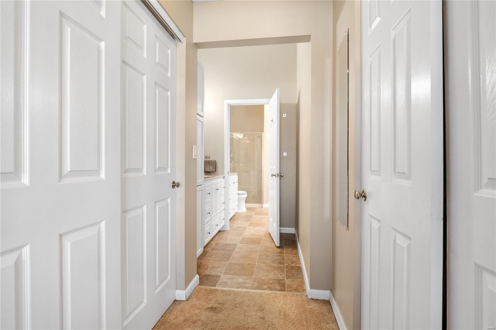 1715 Highview Circle Court