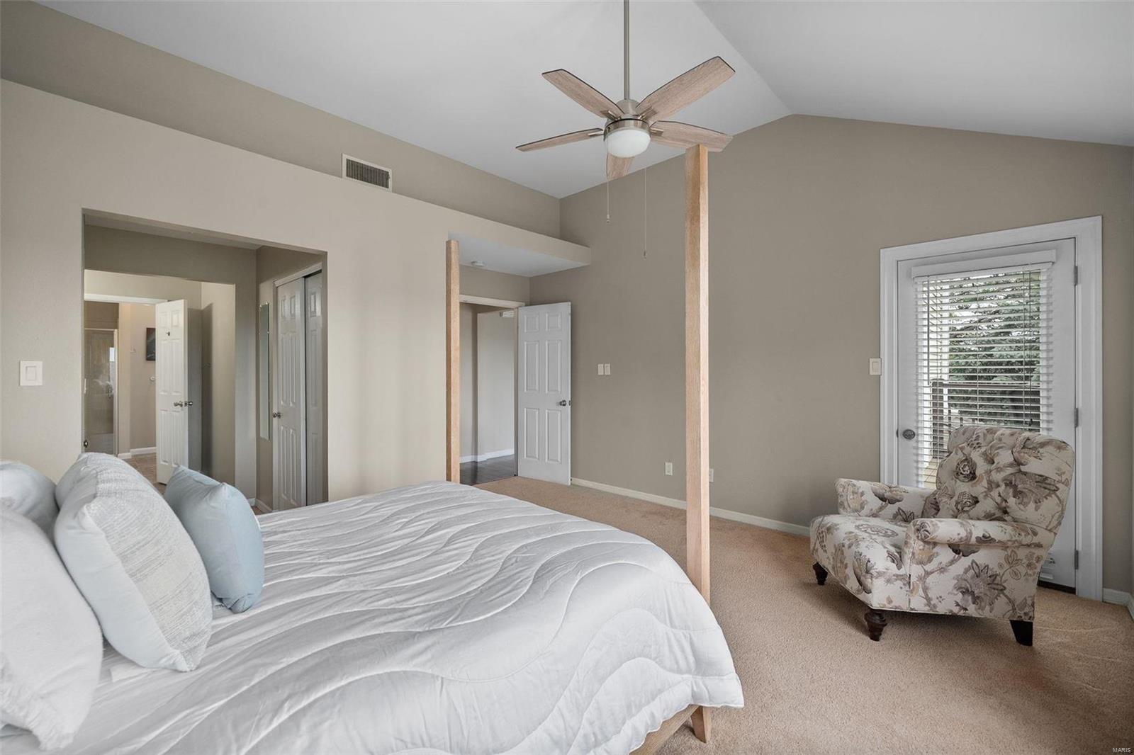 1715 Highview Circle Court