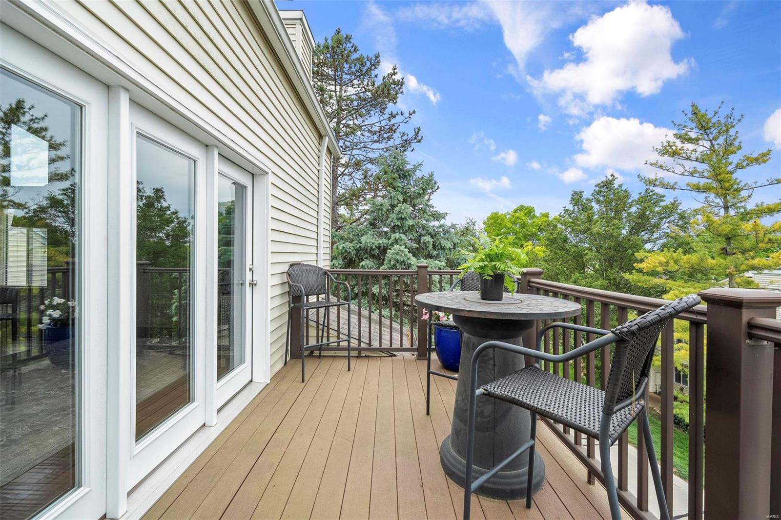 1715 Highview Circle Court