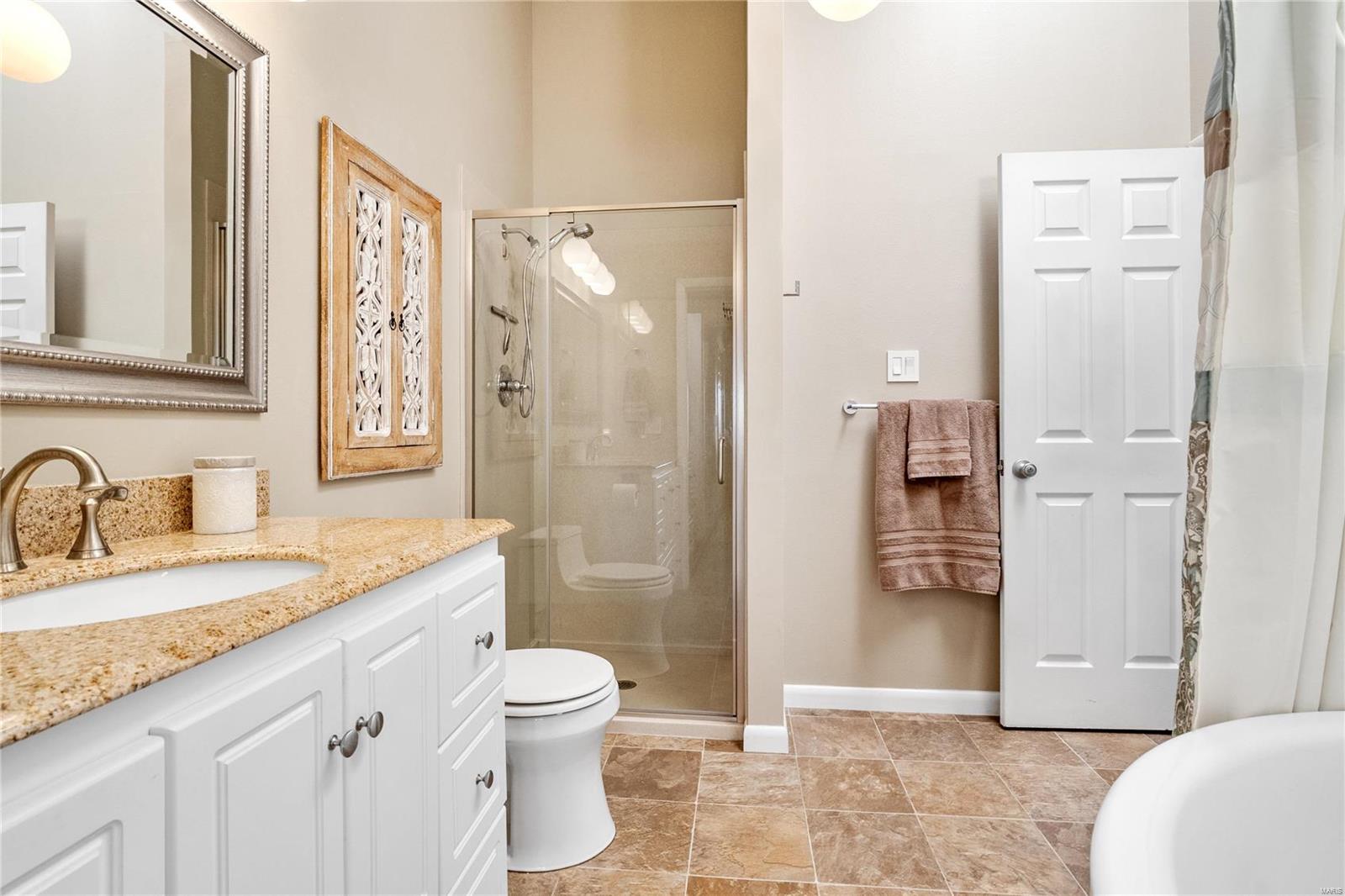 1715 Highview Circle Court