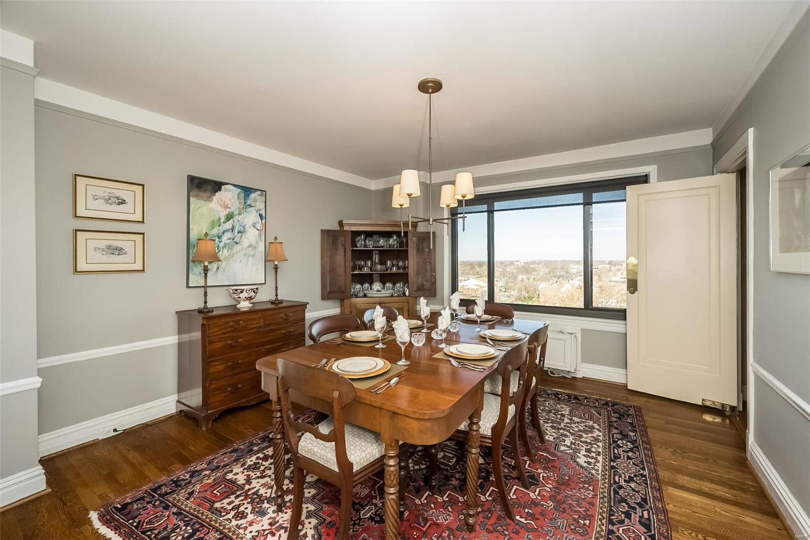 410 N Newstead Avenue Unit: 11W