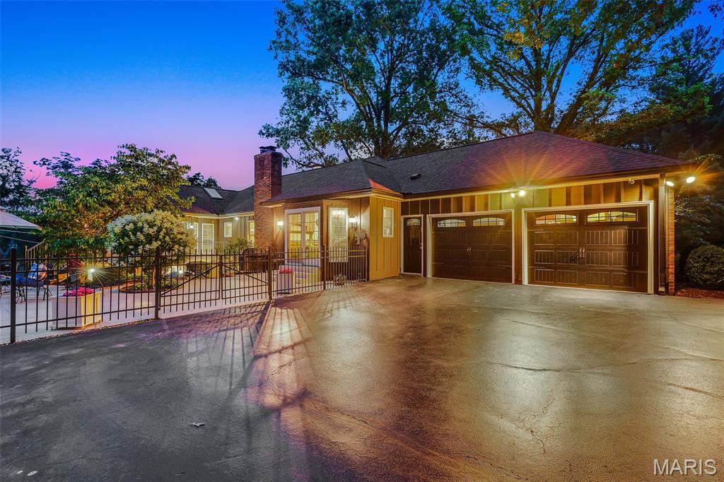 1897 Point Oak Road
