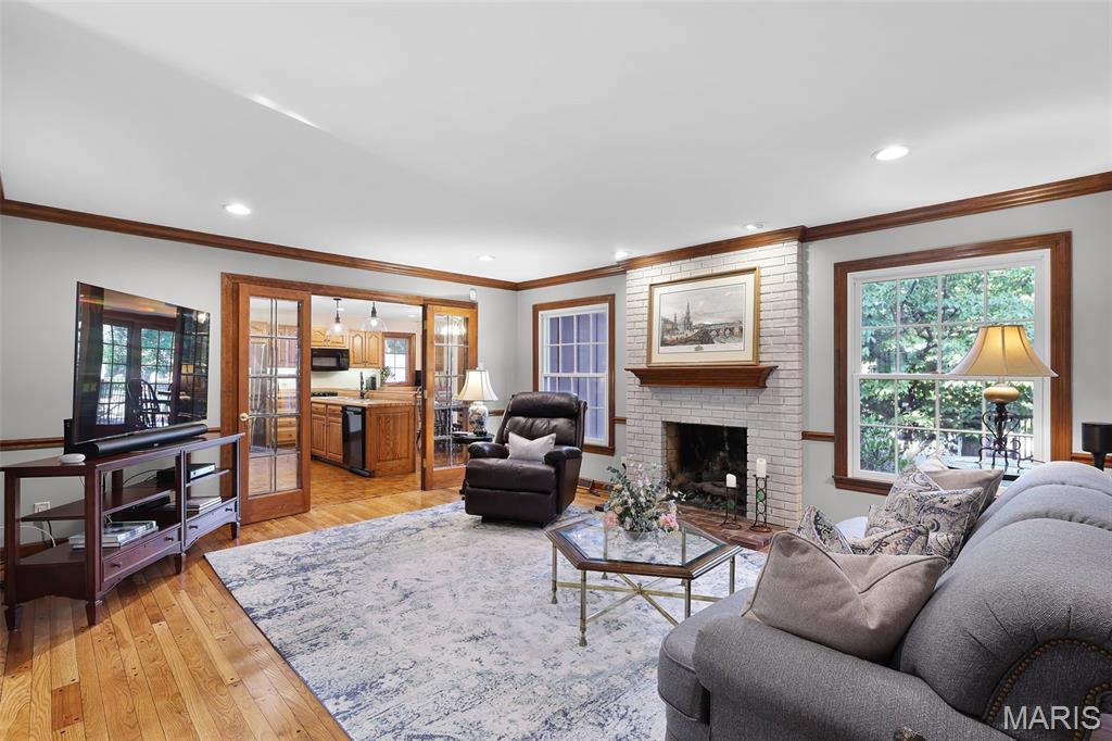 1897 Point Oak Road
