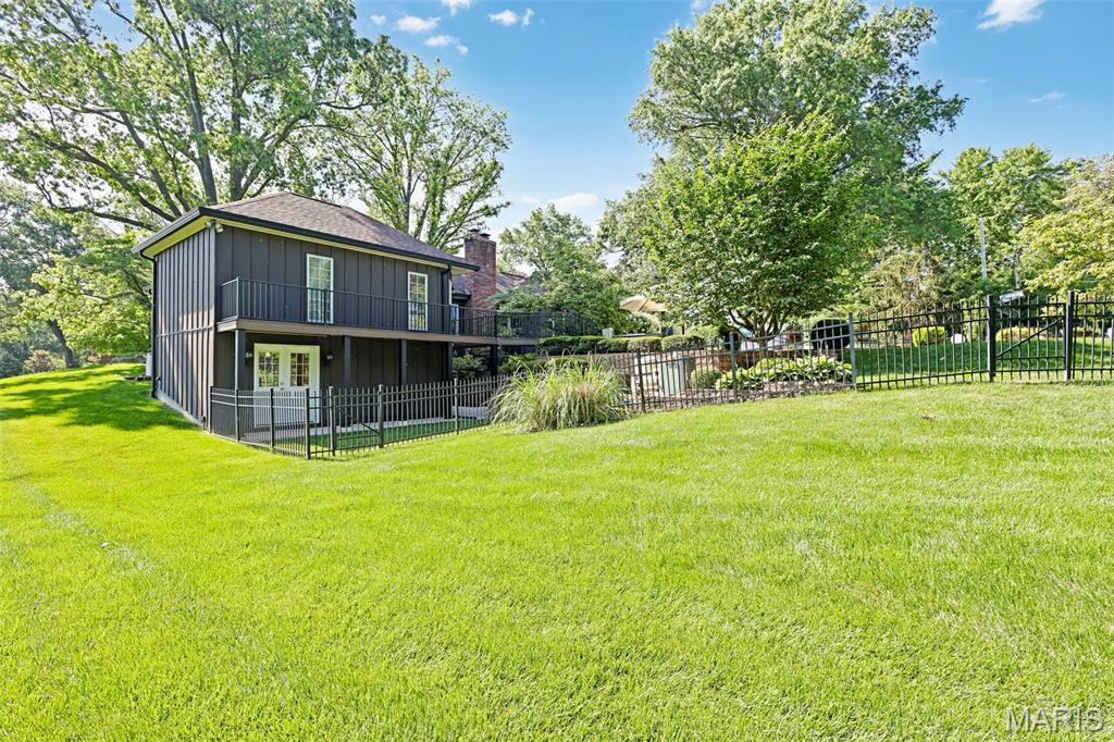 1897 Point Oak Road